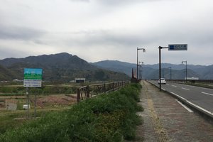 山本堪助之墓旅游攻略